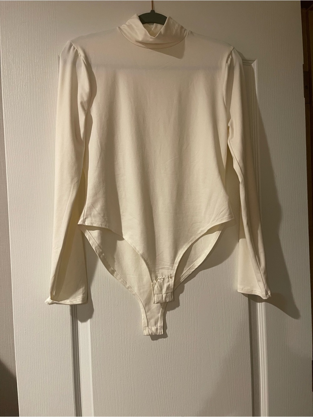 Women’s Cream Long-Sleeve Mock Turtleneck Bodysuit